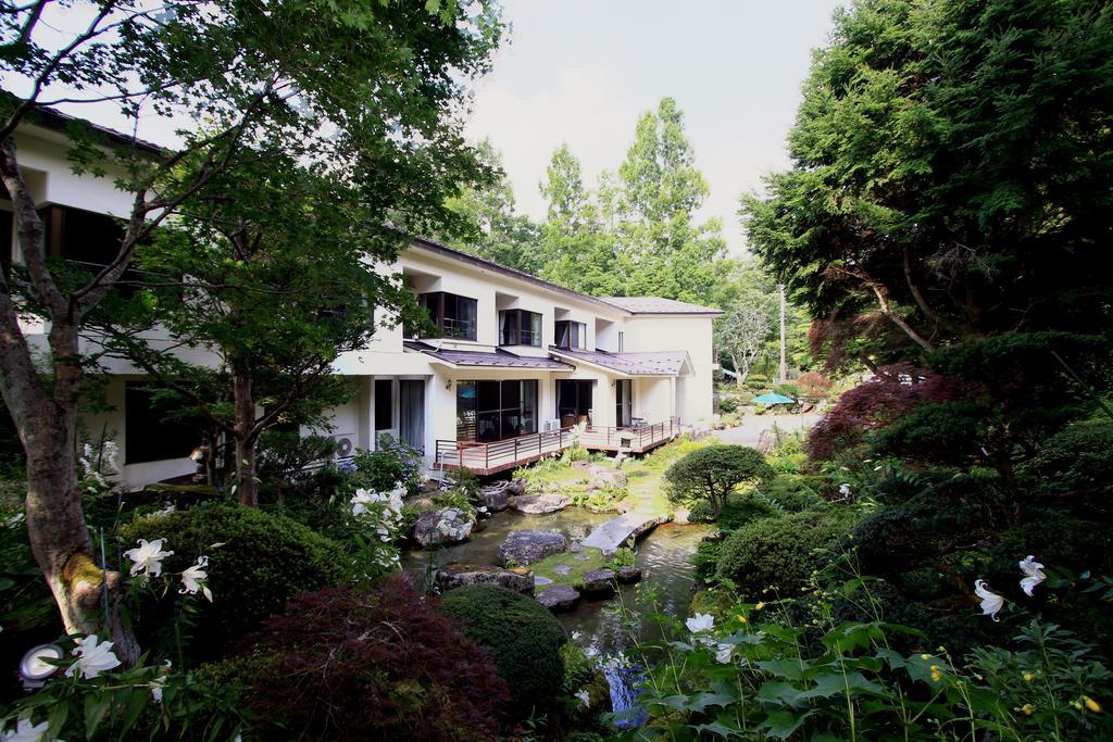 Teiensaryo Yamanakako Hotel Exterior photo